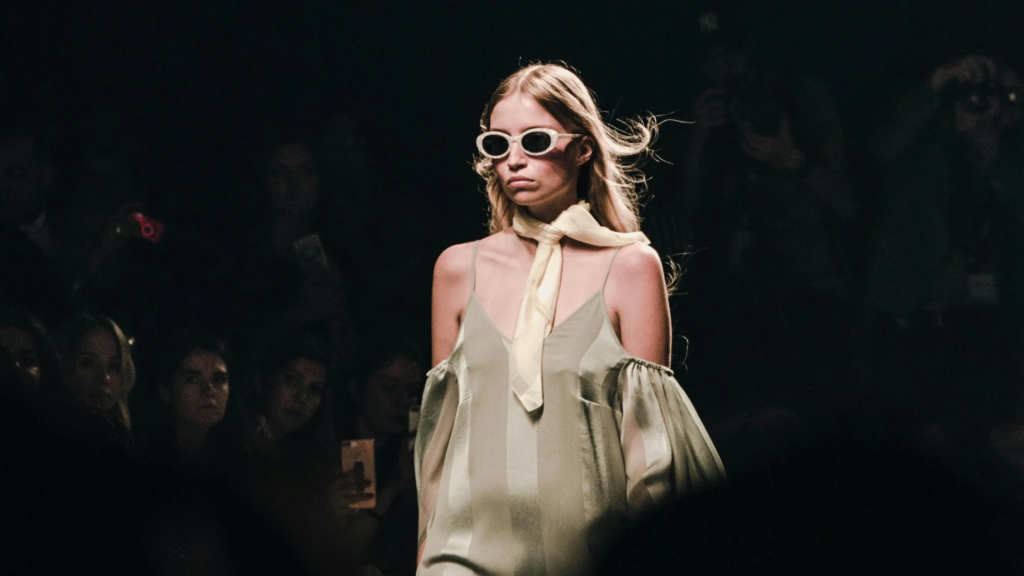 how much do fashion designers make